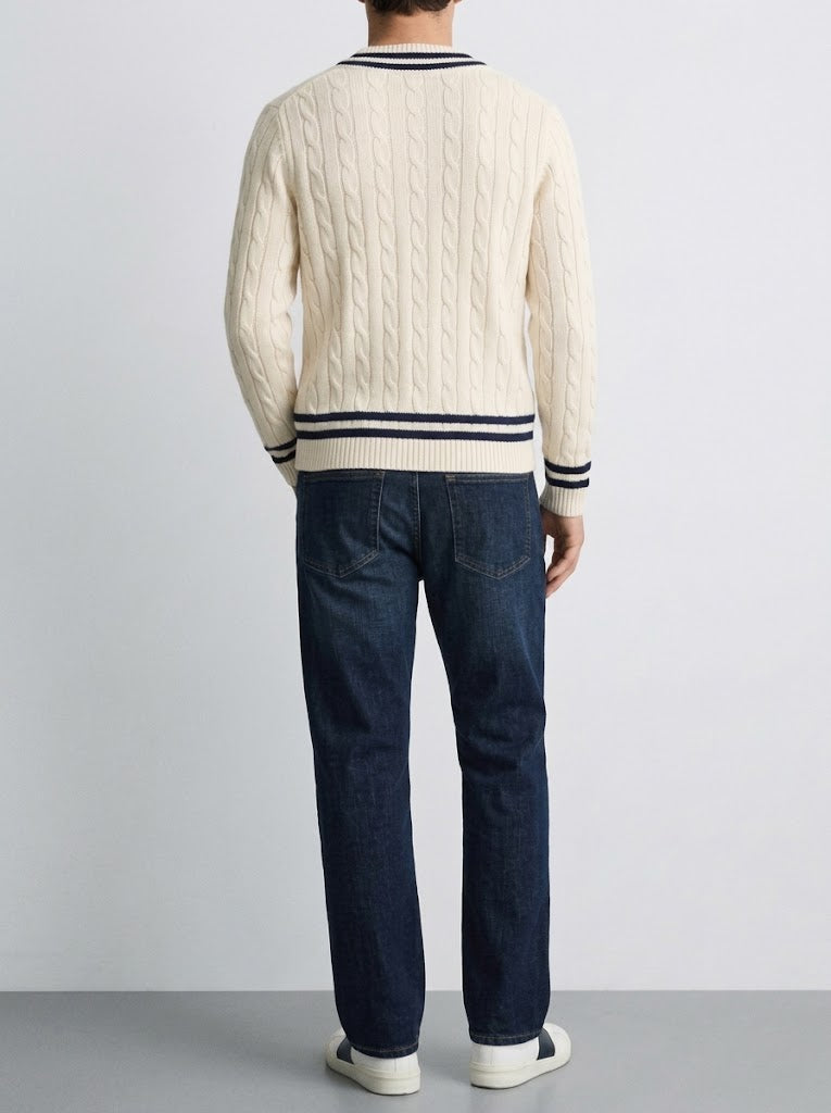 KNIT SWEATER
