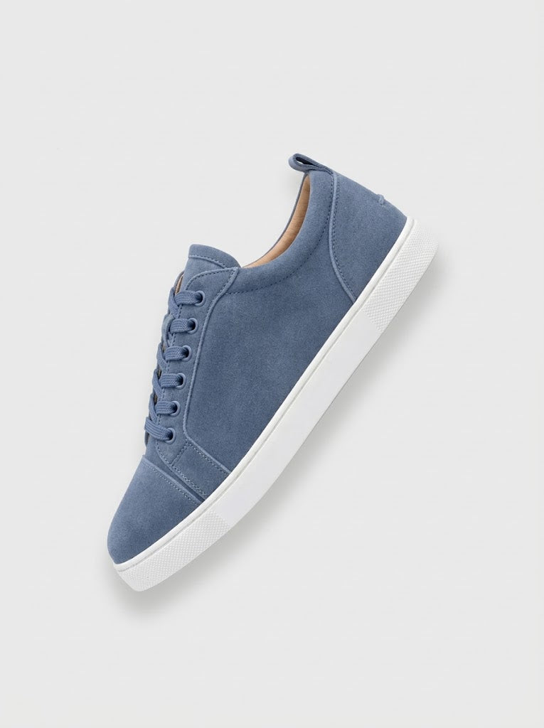 SUEDE SNEAKER