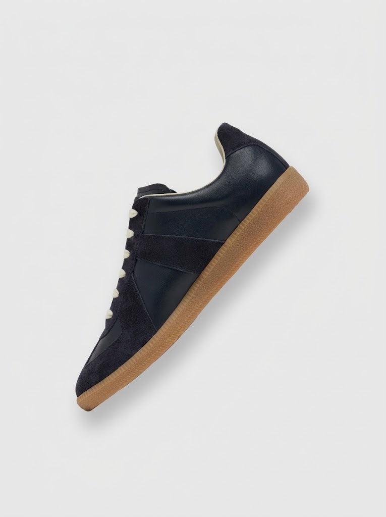 ALVA SNEAKER