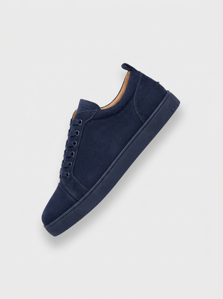 SUEDE SNEAKER