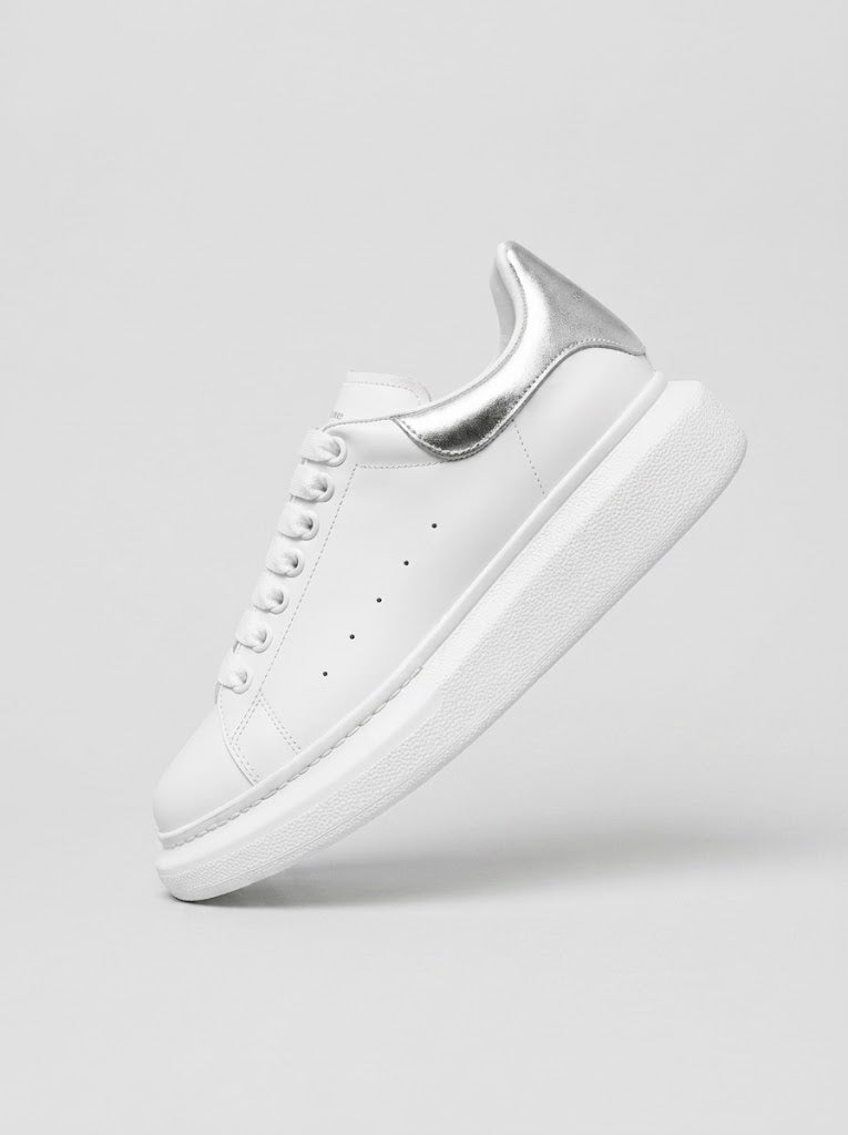 QUEEN SNEAKER