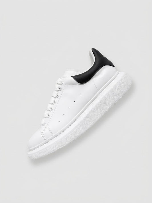 QUEEN SNEAKER